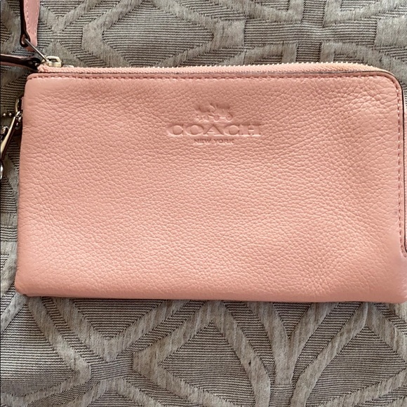 Coach Wristlet - Picture 2 of 7
